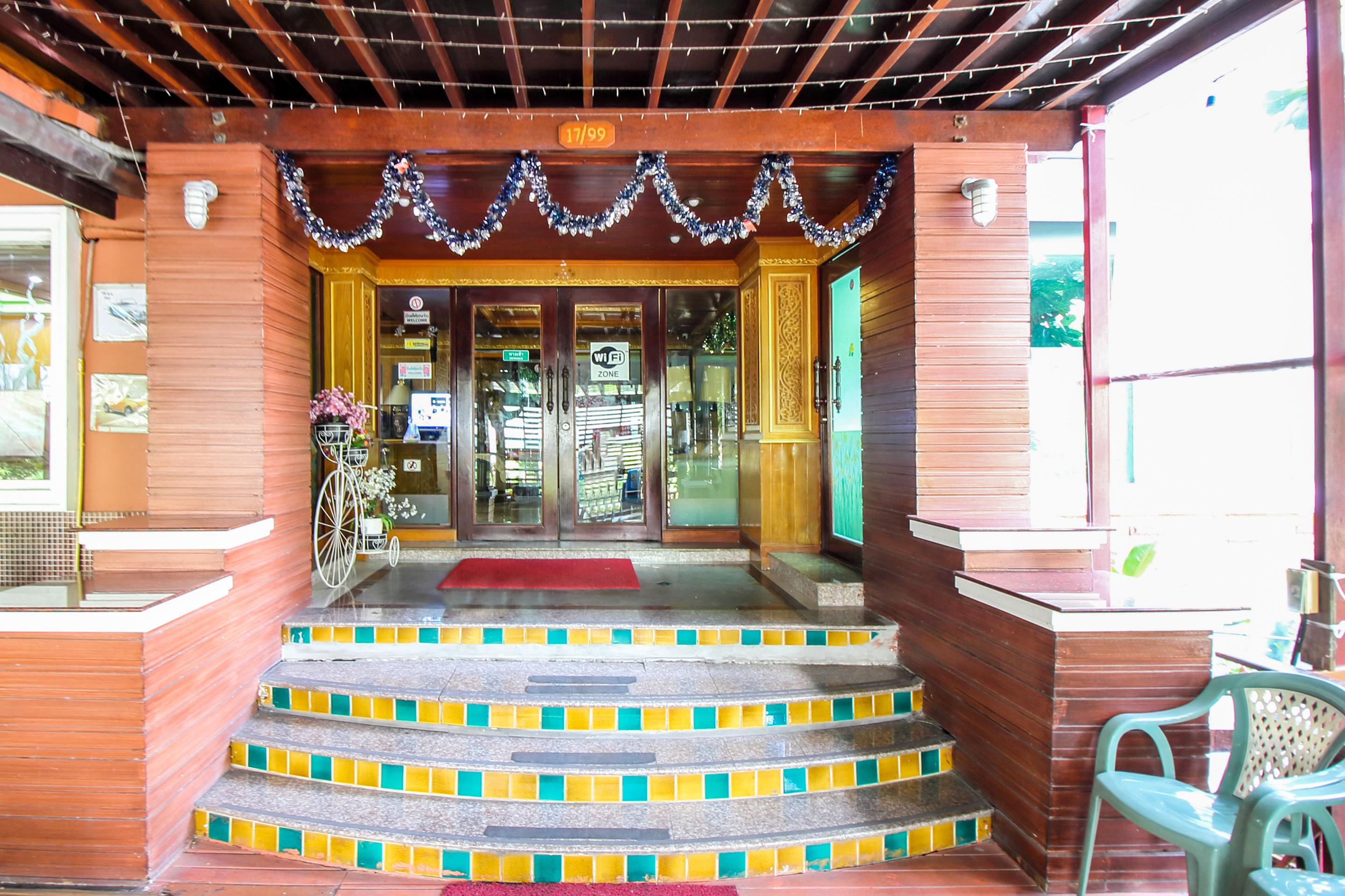Oyo 280 Thai Garden Resort バンコク都 エクステリア 写真