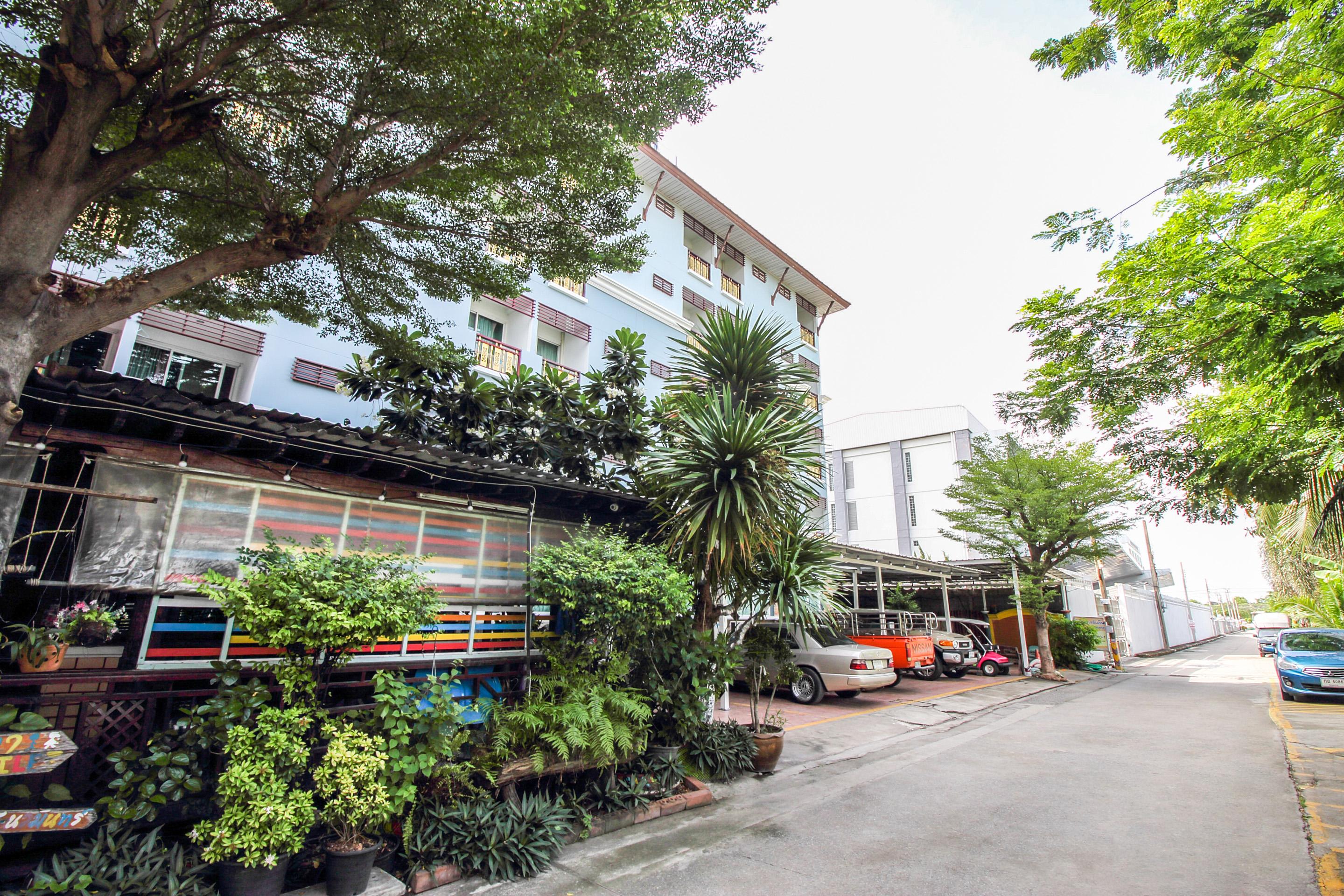 Oyo 280 Thai Garden Resort バンコク都 エクステリア 写真